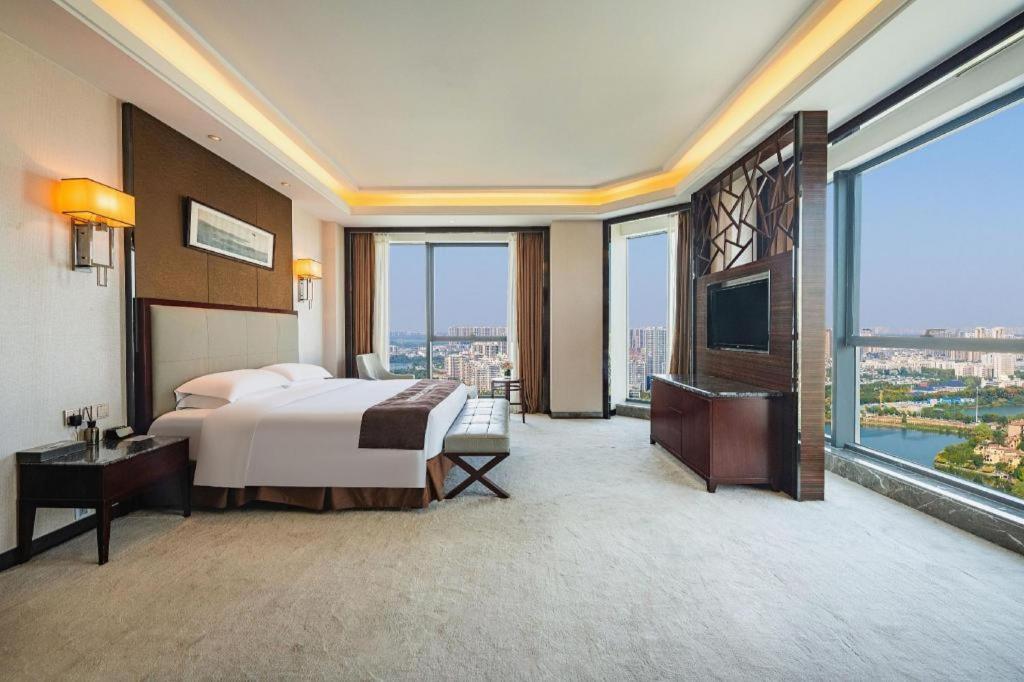Eurasia Convention International Hotel Wuhan Exterior foto